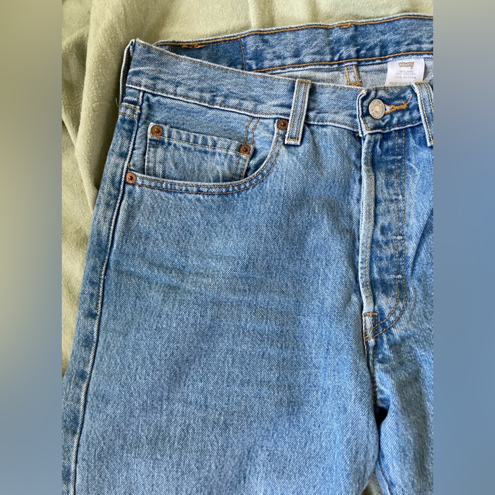 LEVI 501’s high rise, 100 cotton denim. Size 31, fits more like an 8.